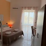 La Plancia מלון 3*