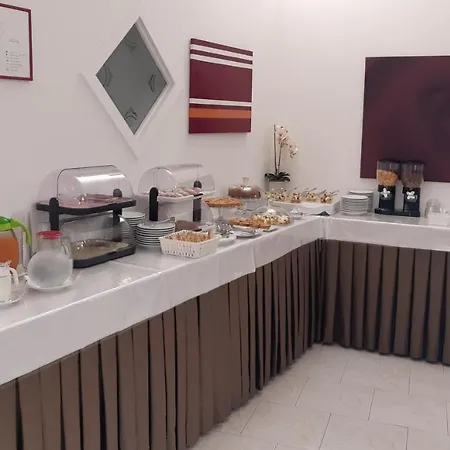 La Plancia Отранто