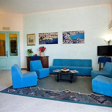 La Plancia Отранто